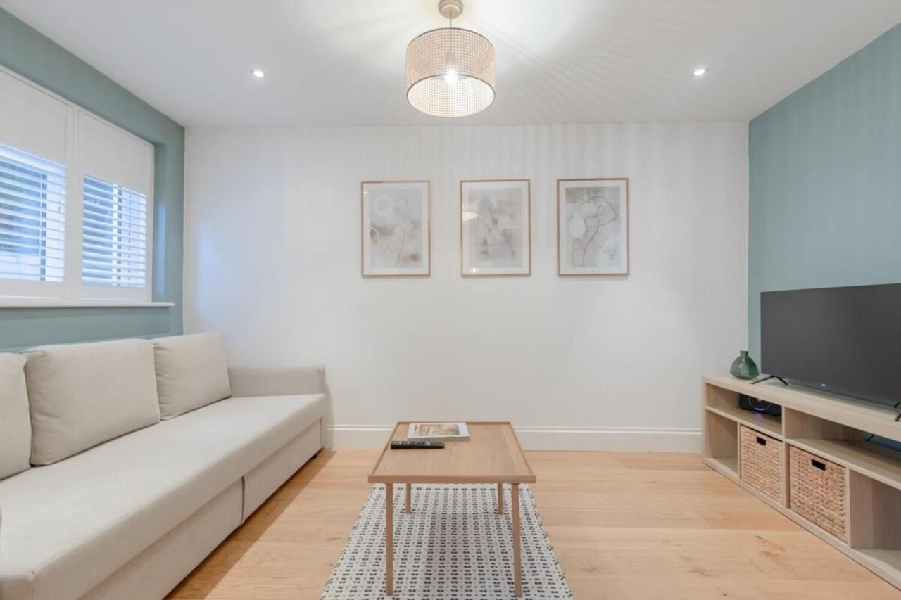 Newly Refurbished 2bd Flat - Wimbledon Village! Appartement *