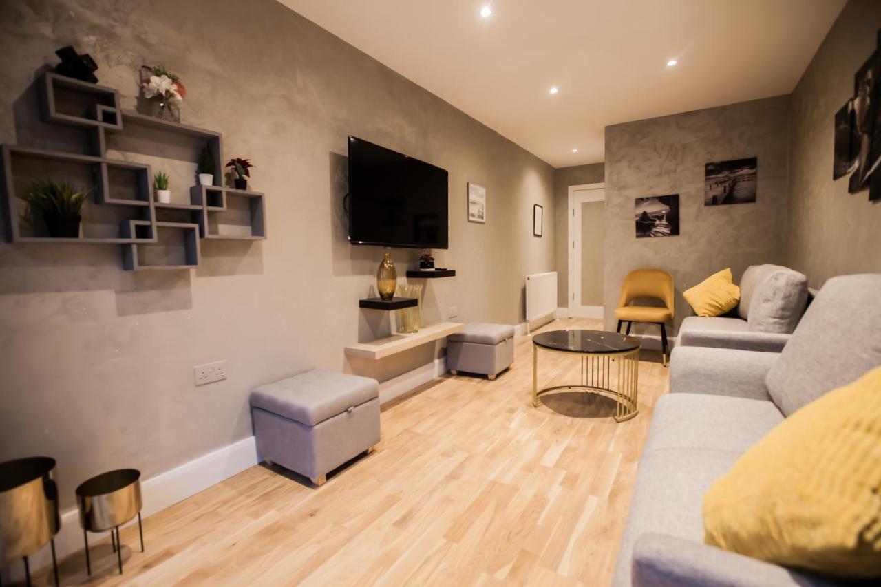 Luxury Fulham 3 Bedroom Garden House * Londres