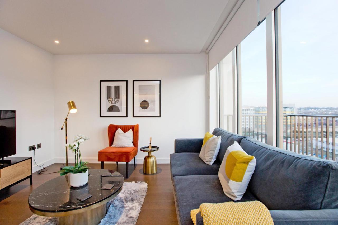 Apartment Fabulous Westfield 2 Bed London