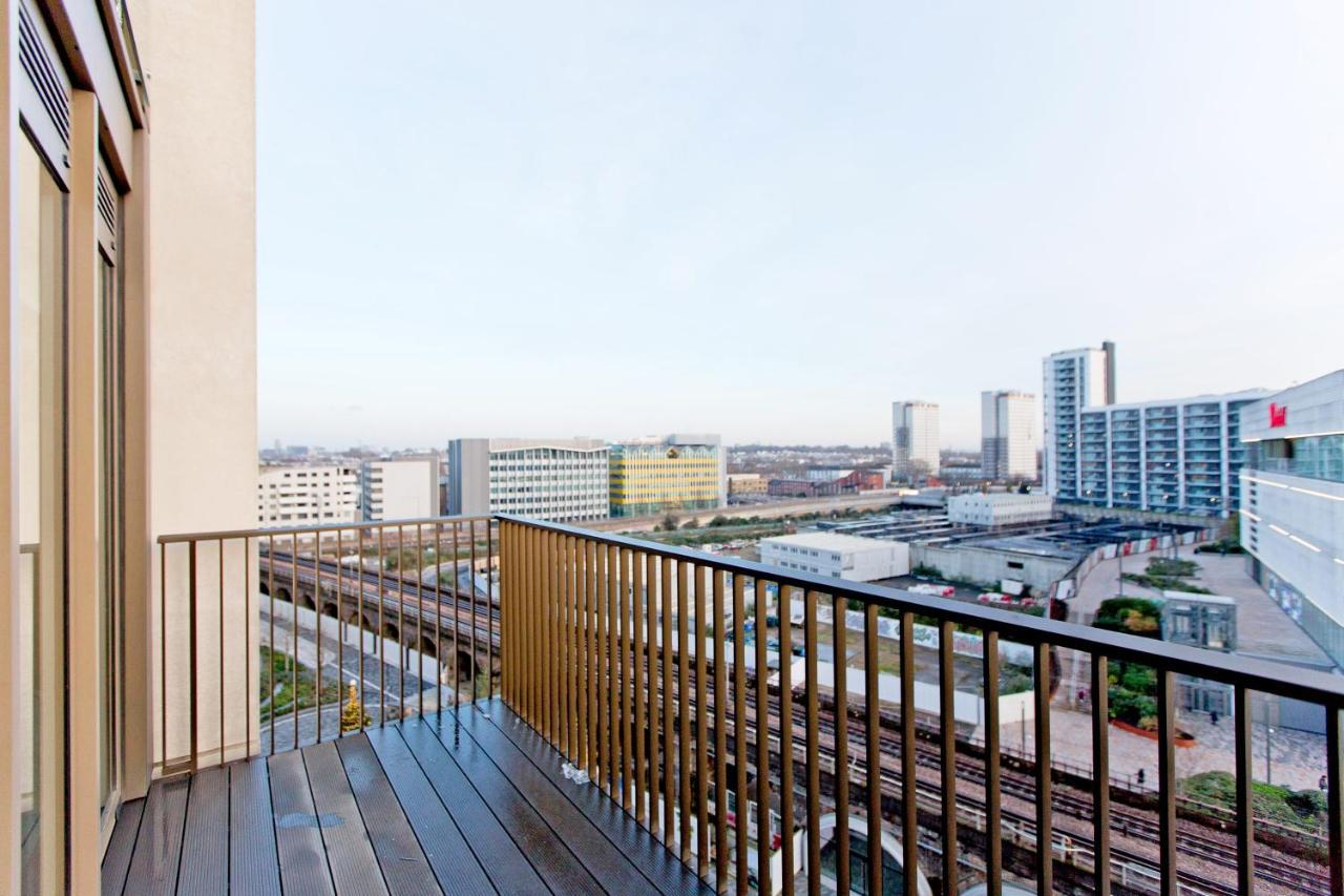 Fabulous Westfield 2 Bed * Londres