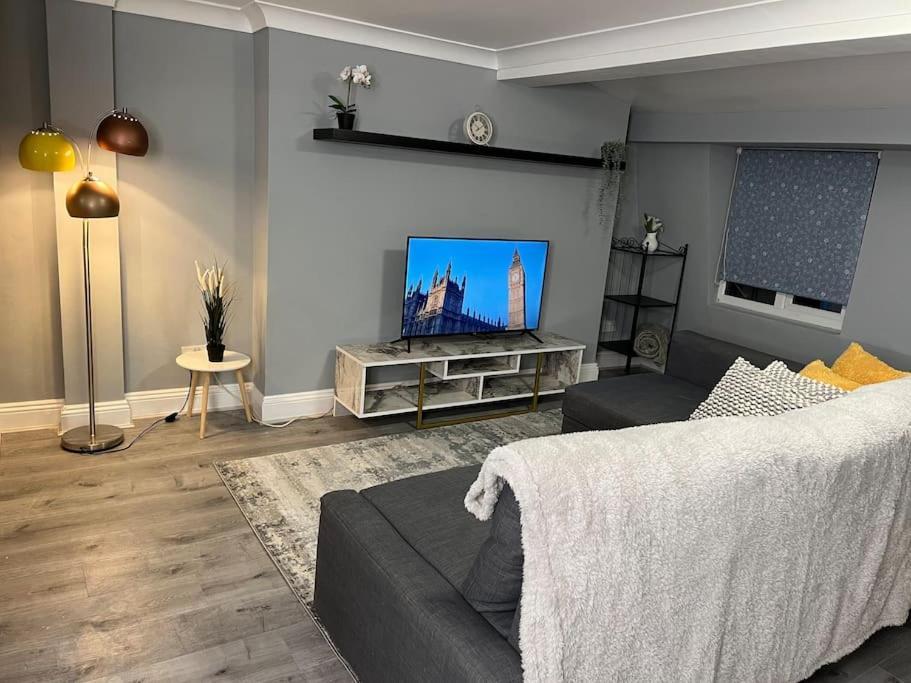 Modern With Stylish Terrace - Your Oasis! Apartamento Londres