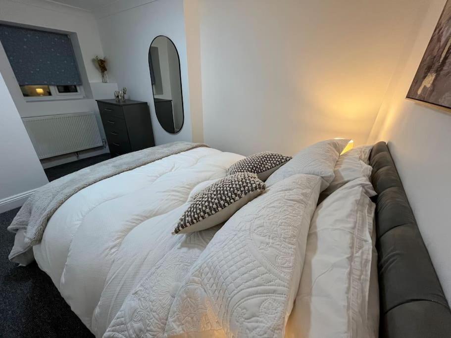 Apartamento Modern & Stylish Haven In Heart Of