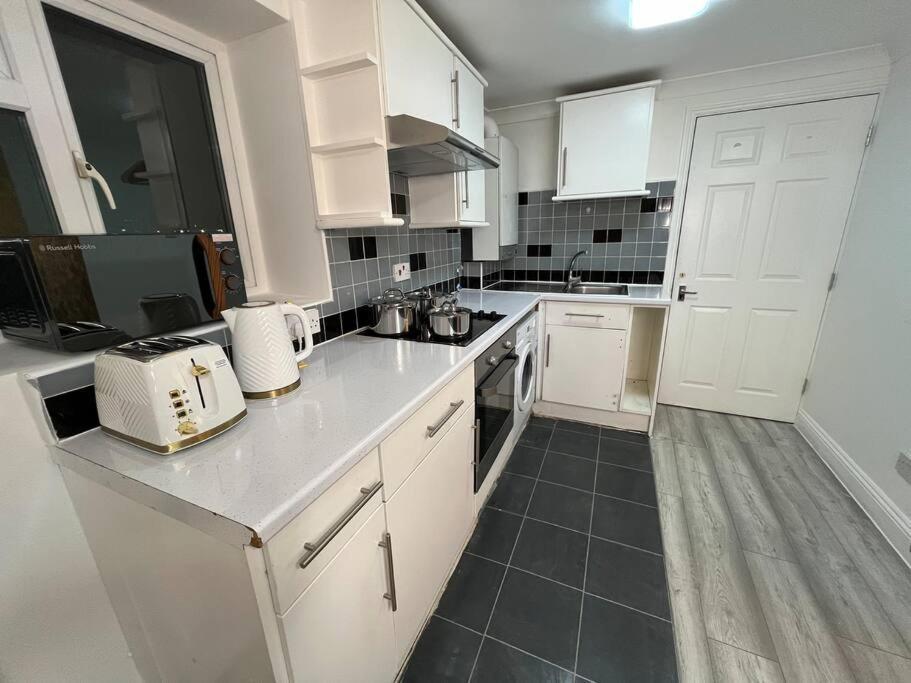 Modern & Stylish Haven In Heart Of * Londres