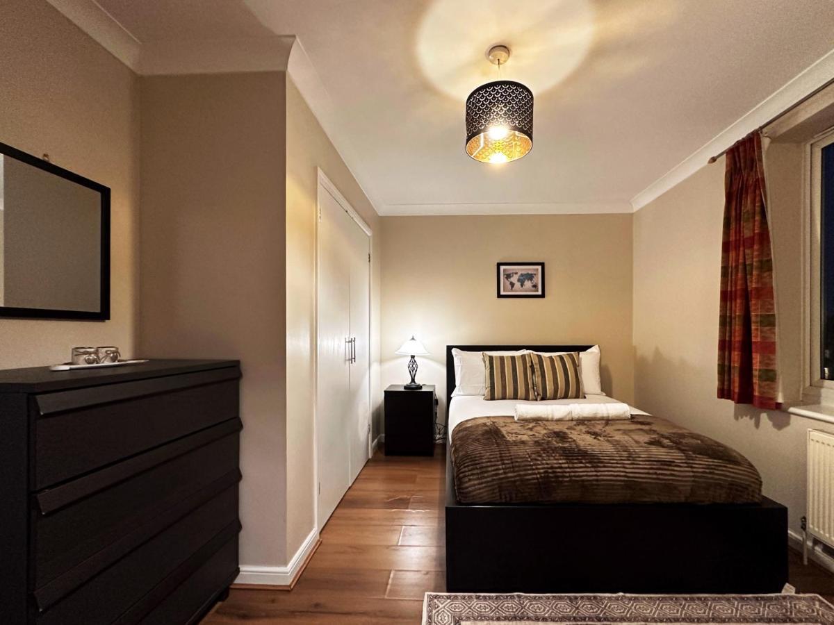 Tina Place In Tower Hill - 2 Double Beds, Max 4 People, Great Location In London