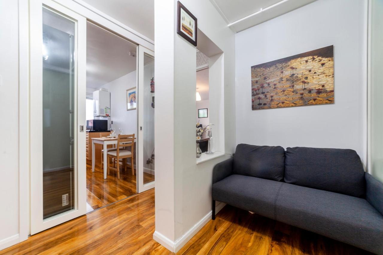 Amazing 1 Bedroom Apartment, Barons Court Appartement