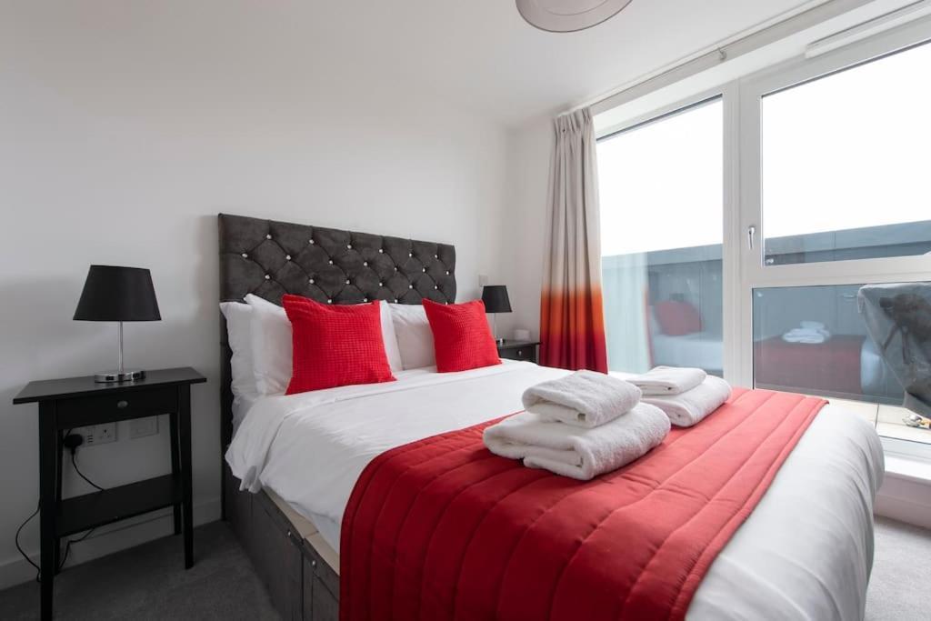 Finsbury Park Penthouse: Luxe Living Apartamento *