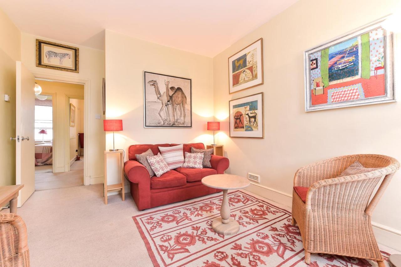 Smart Flat Near Pimlico Tube * Londen