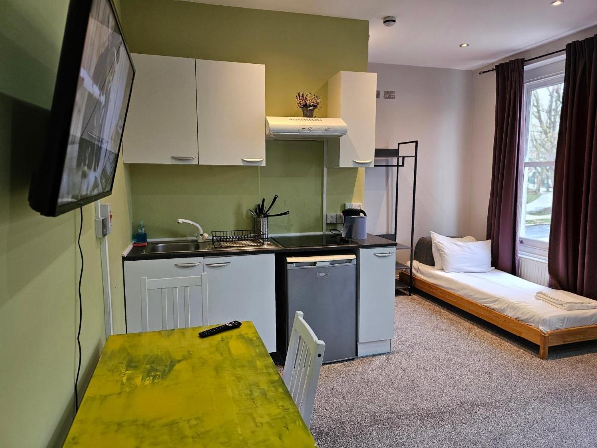 Spacious Studio In *