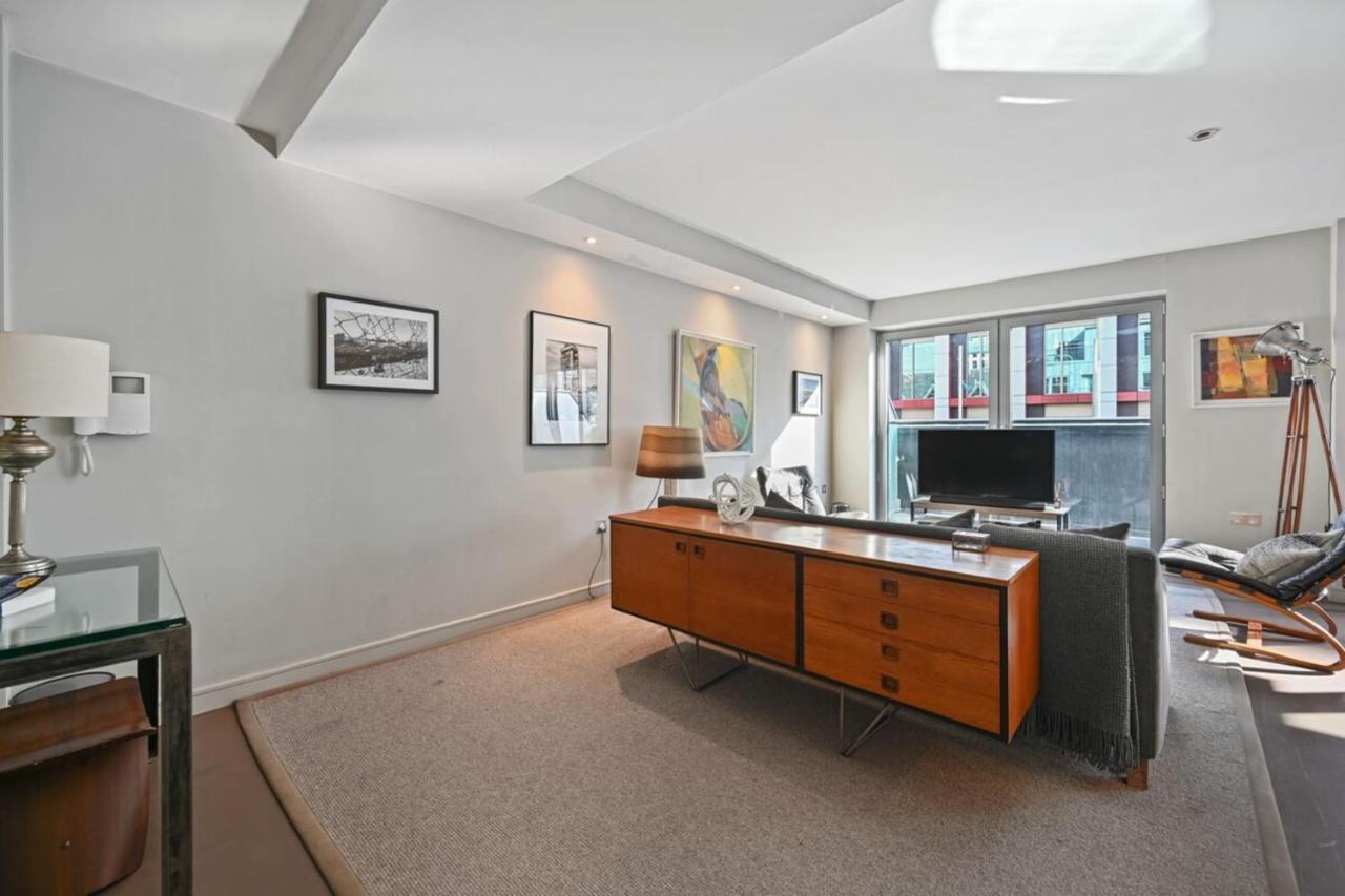 Appartement Sleek 2bd Flat Wterrace - 2 Mins From Farringdon! Londres