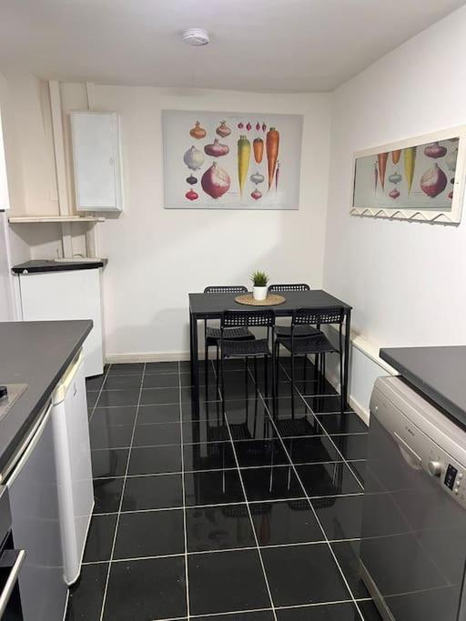 Stunning 2 Bedroom Duplex In The Heart Of Apartamento *
