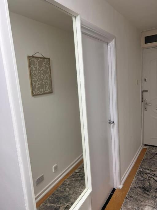 Stunning 2 Bedroom Duplex In The Heart Of Londres