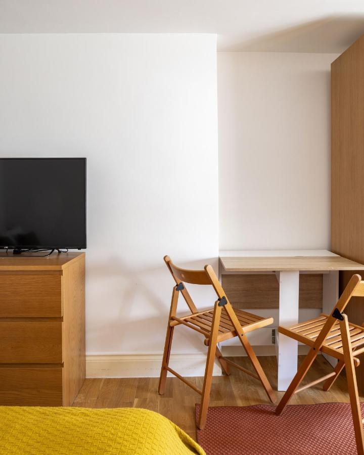 South Kensington Courtfield Gardens studio Londres