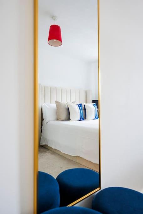 Stylish 3-bed East Contractors Parking Sleeps 5 Near Excel Casa de Férias