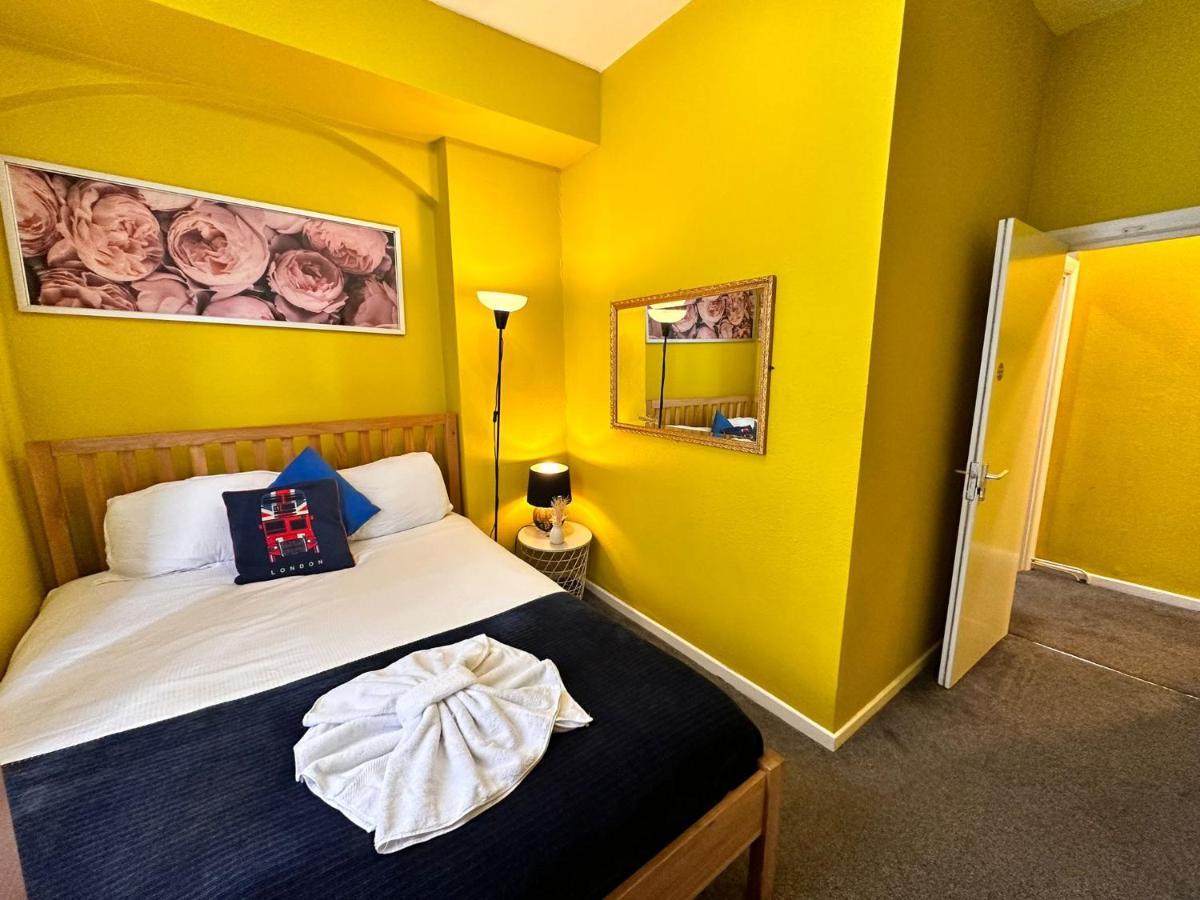 Apartment Budget 2-bedroom In London