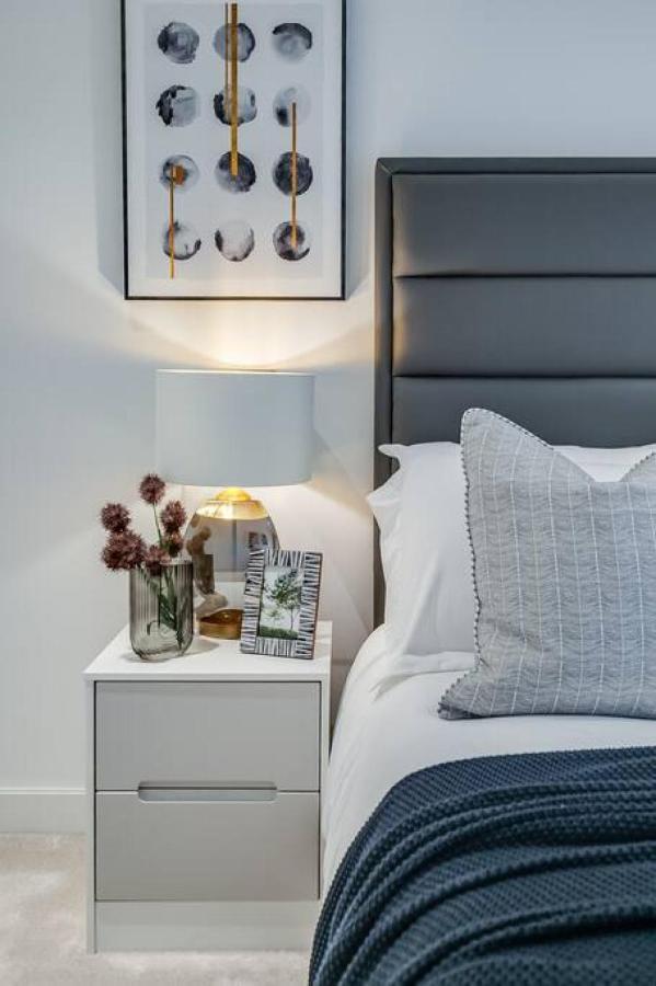 Sleek 2br Hideaway Balcony Near Westfield Appartement Londen