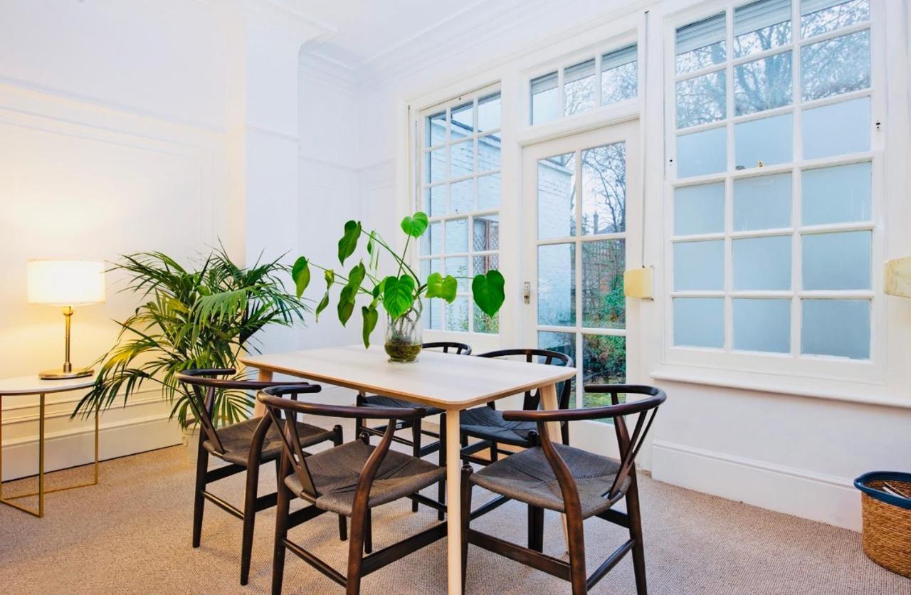 Spacious & Charming Garden Flat -zone 2- Great For Access * Londres