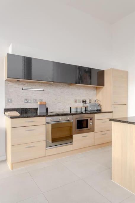 Appartement Luxury 1bed In Converted Warehouse Next To Excel *