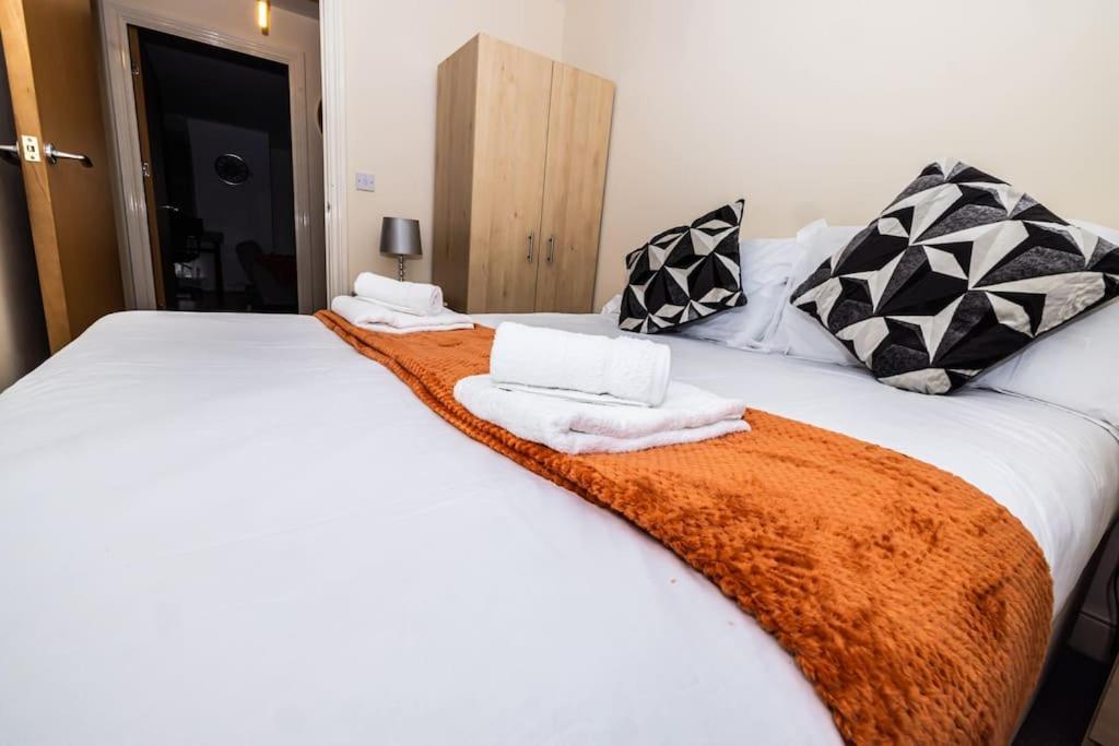 Pristine Relocation Pamers Apartment London
