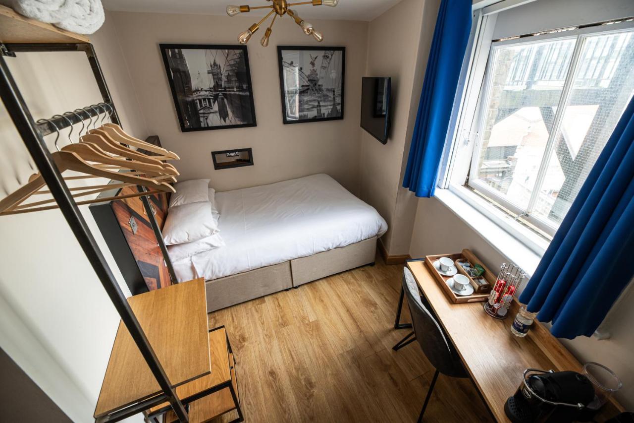 St Christopher's Hammersmith Albergue *