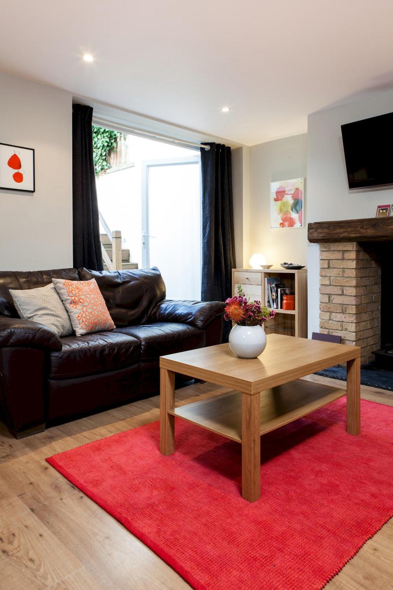 Madison Hill - Fernlea Garden 2 - One Bedroom *