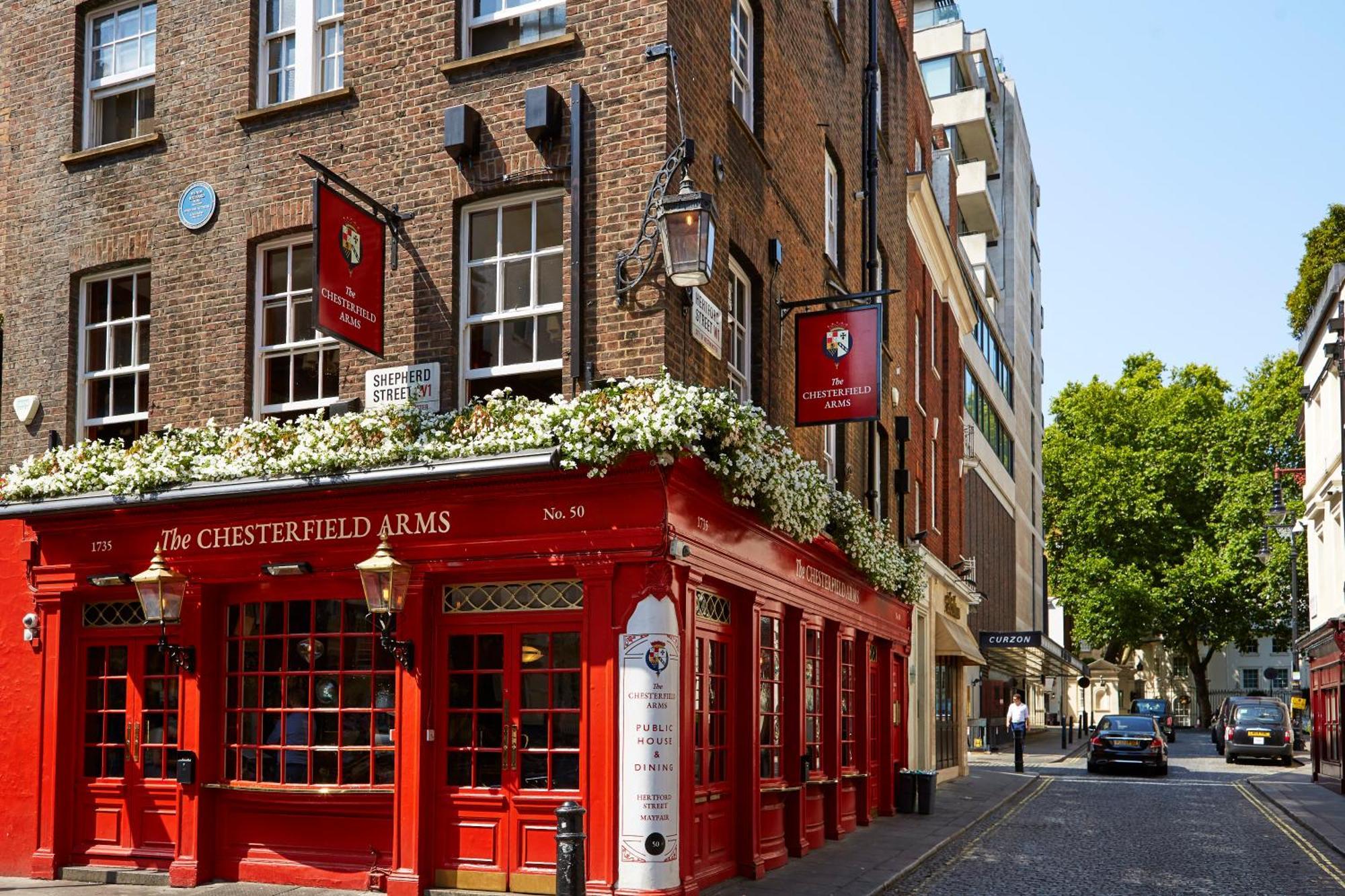 9 Hertford Street * Londres