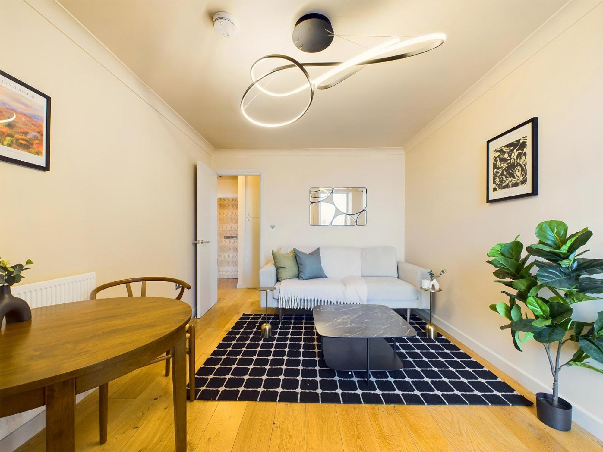 Covent Garden Apartment *