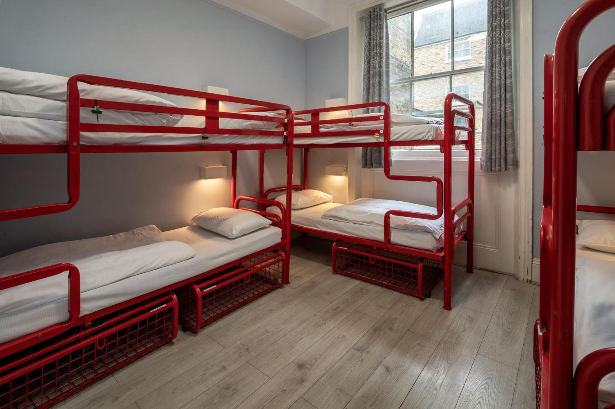 Astor Kensington * Londres