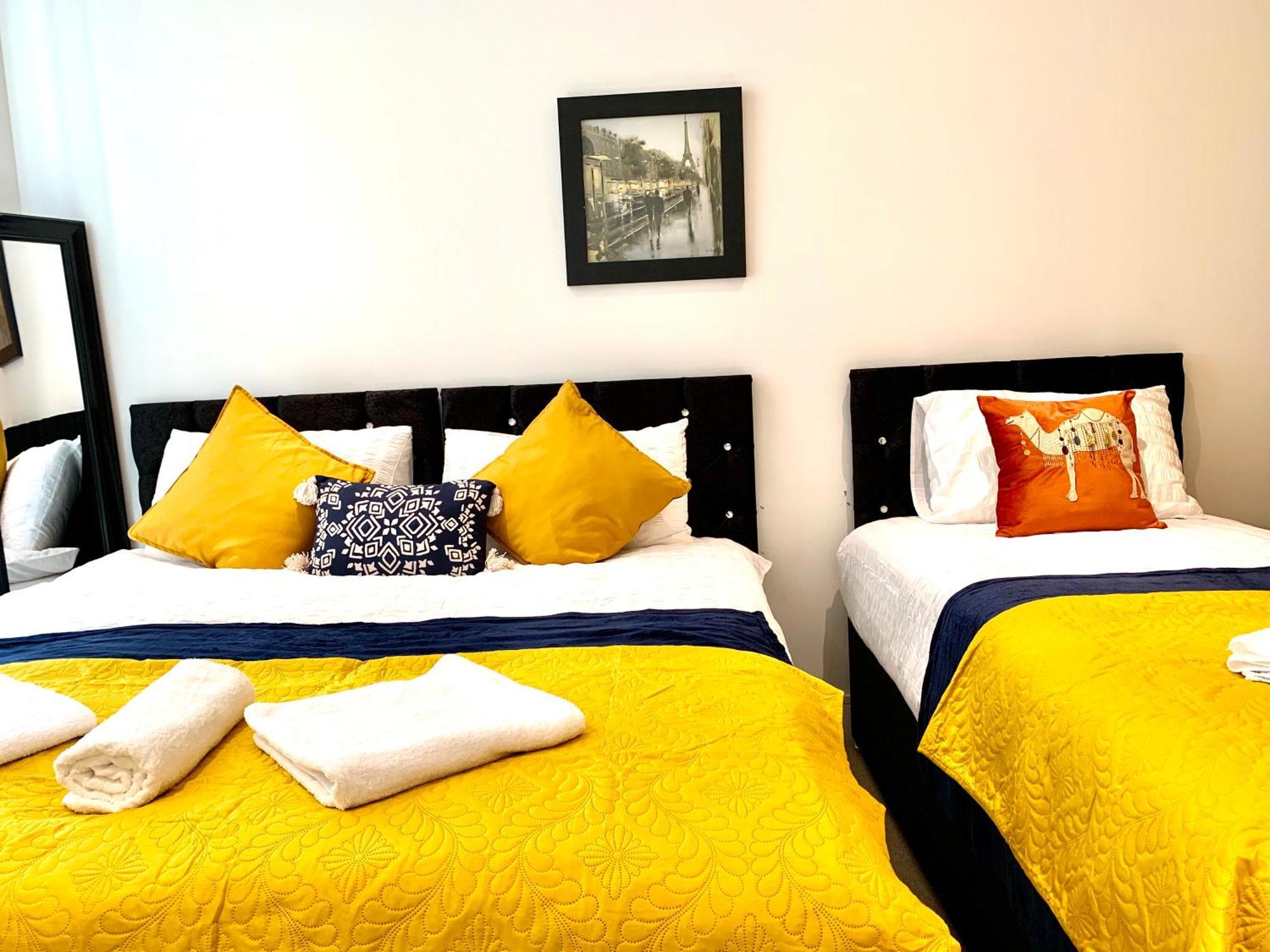 Dockland Excel 2 Bedroom *