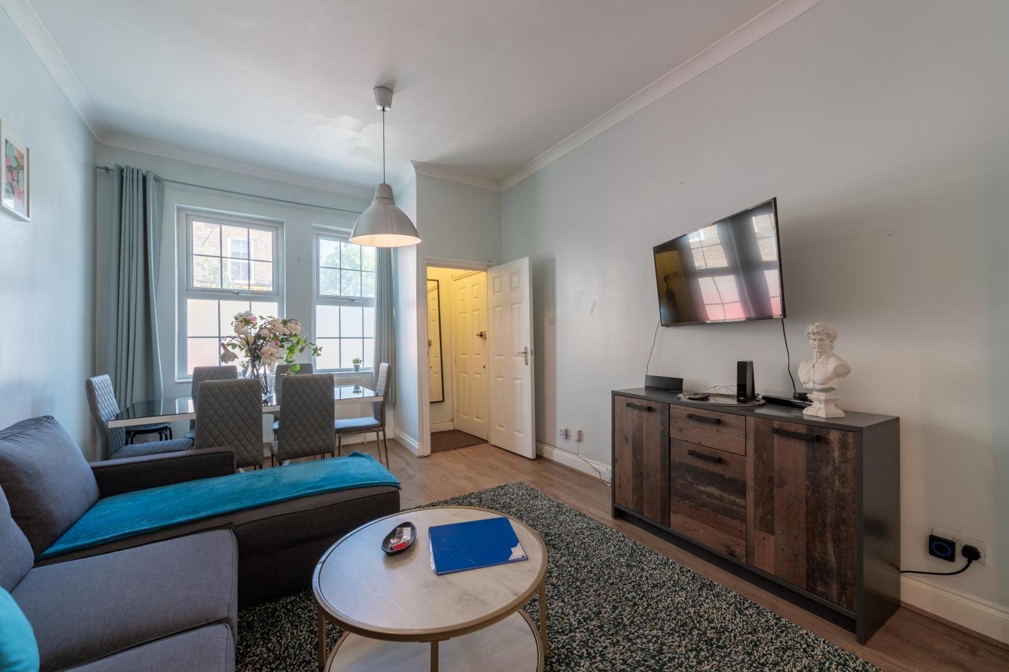 Spacious Comfy 2br Flat Apartamento Londres