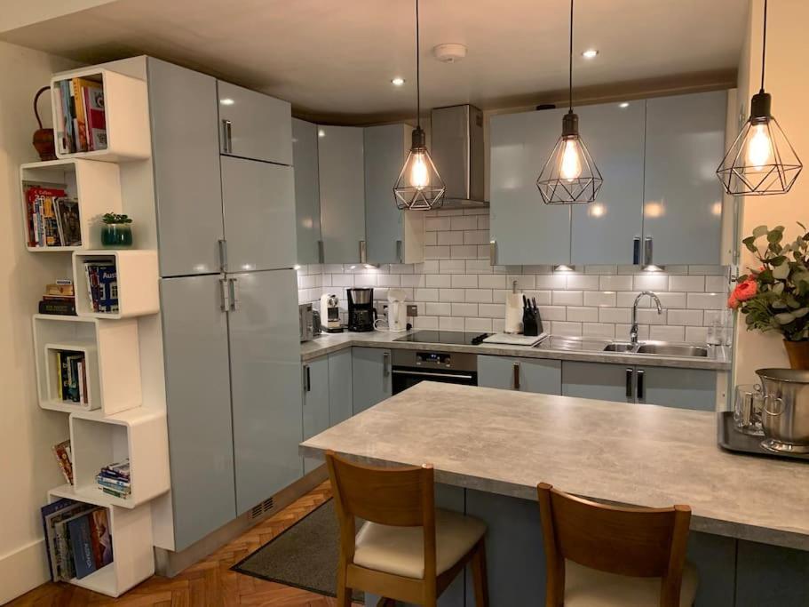 Hyde Park 3bed With Patio As Seen On Tv House Hunters International Appartement Londen