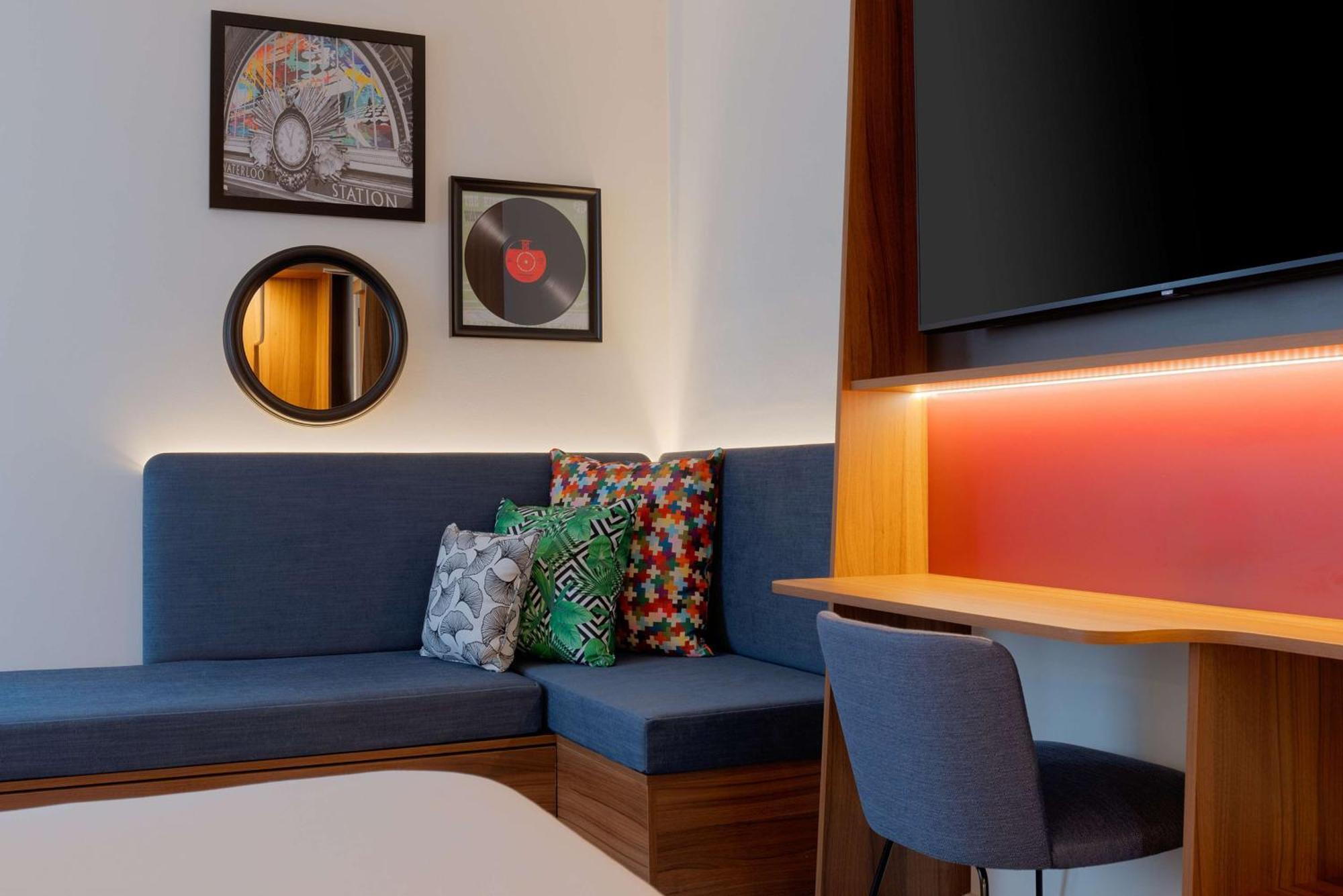 Hampton By Hilton Waterloo