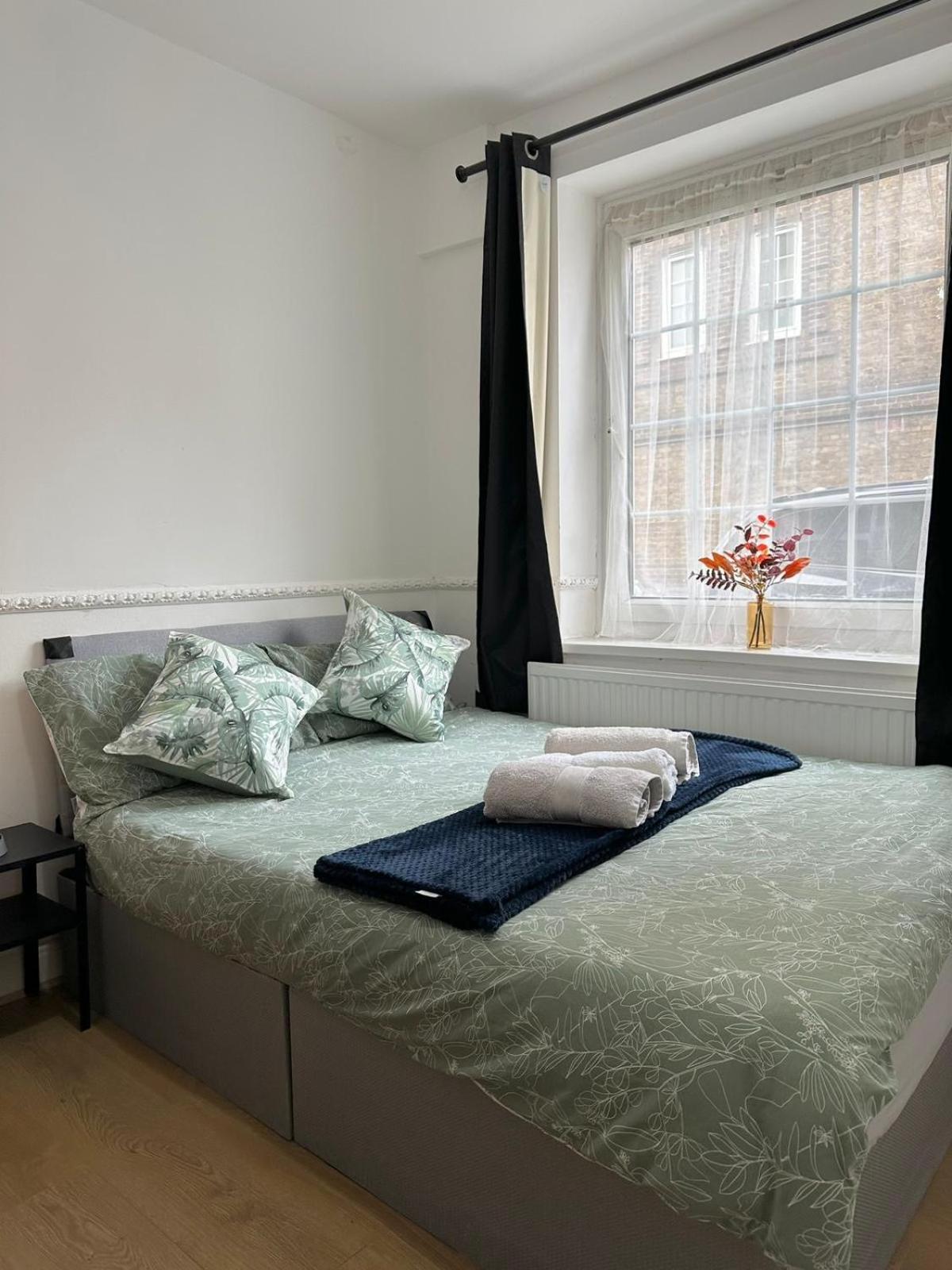 2 Bedroom Flat, 2 Minutes Walk To Bethnalgreen Station, Appartement