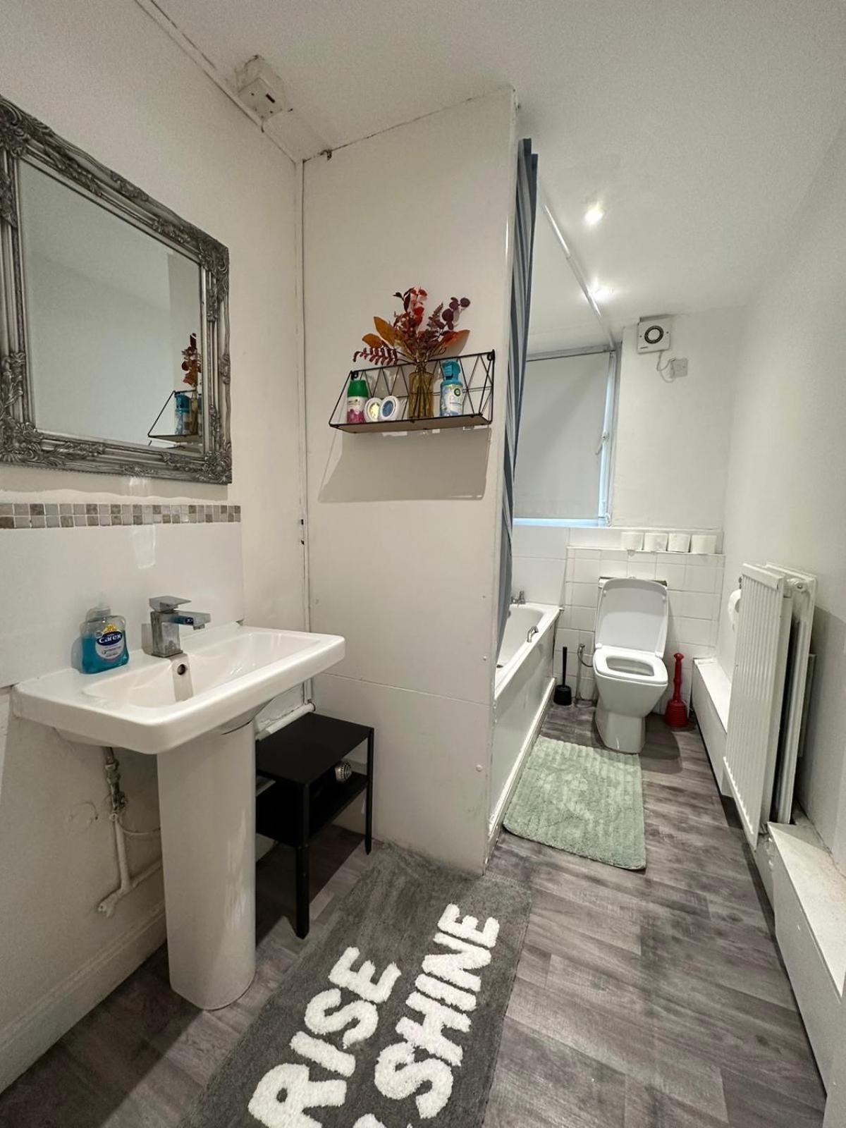Appartement 2 Bedroom Flat, 2 Minutes Walk To Bethnalgreen Station,