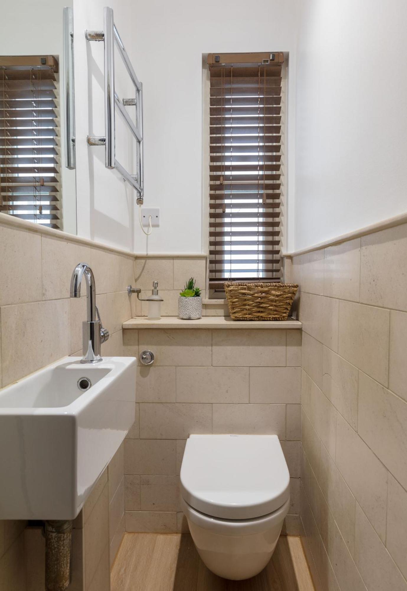 Spacious Quiet 4bedrooms 6beds House With Private Garage 5min Walk To Paddington Station