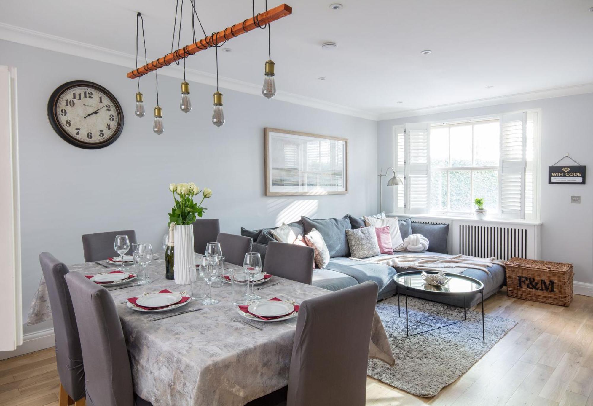 Spacious Quiet 4bedrooms 6beds House With Private Garage 5min Walk To Paddington Station Hébergement de vacances *