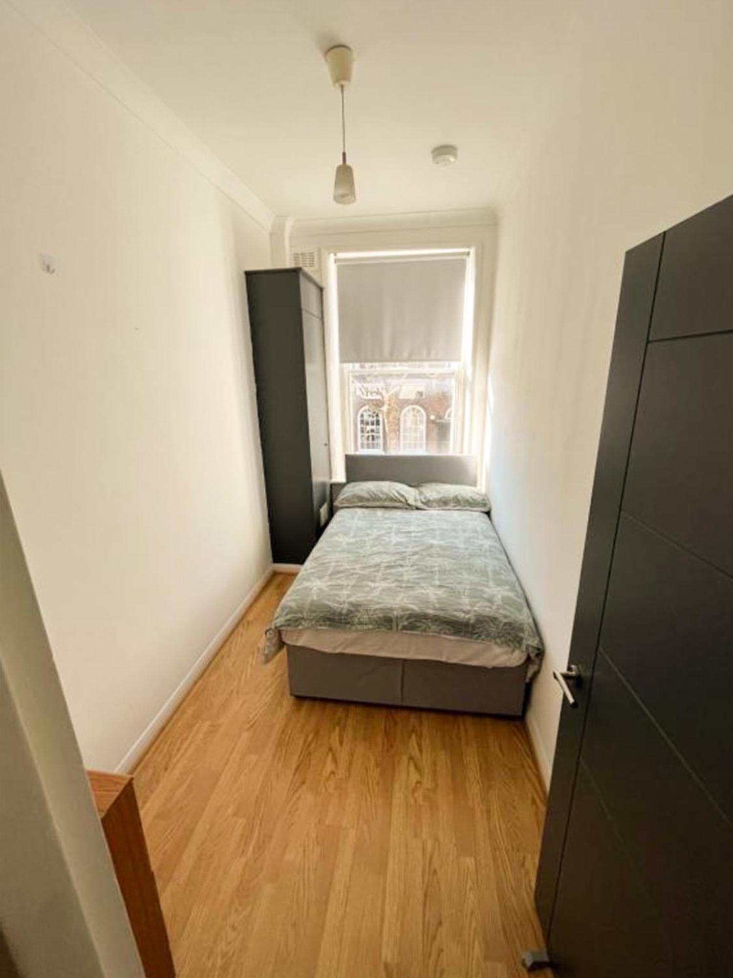 Two Bed Minutes From Hammersmith