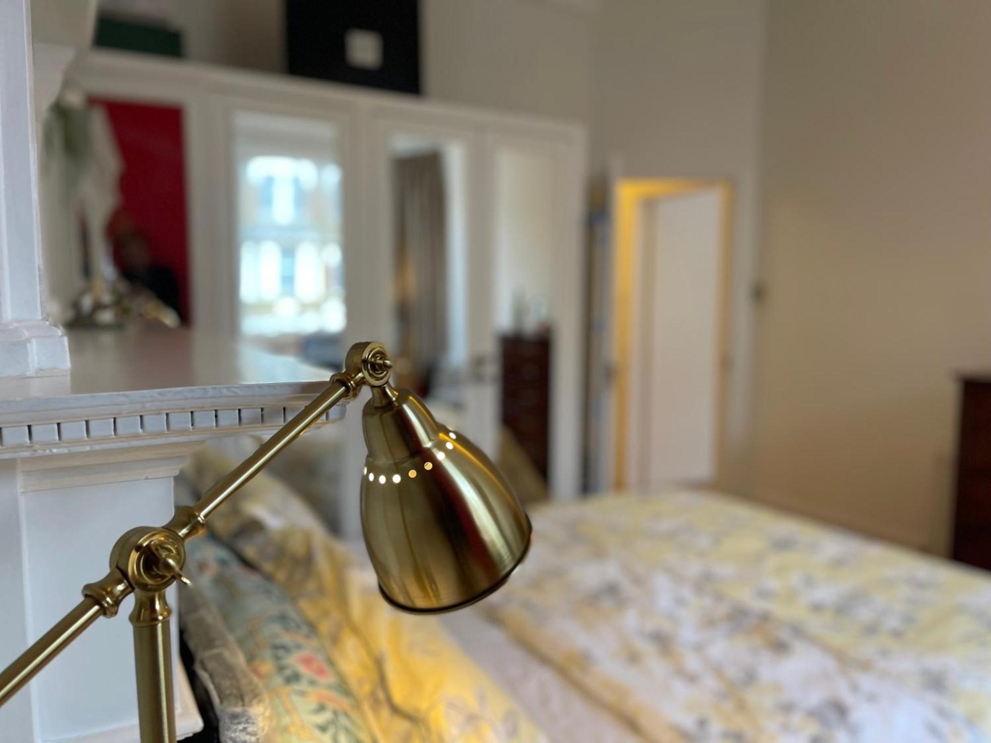 Appartement 10 Min To The Heart Of - Zone 2 - Charming 2 Bed *