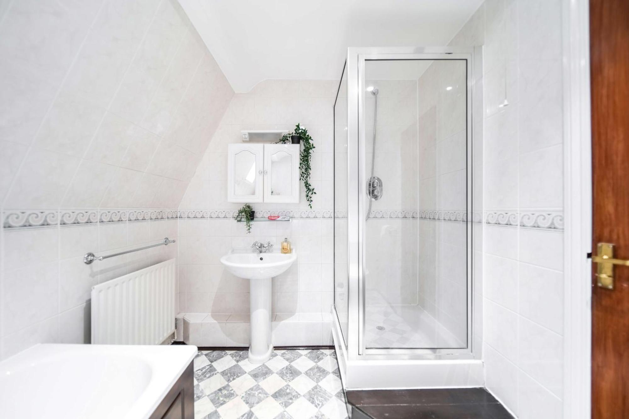 Chic 3-bed Mews Townhouse St John's Wood With Free Wifi Сasa de vacaciones Londres