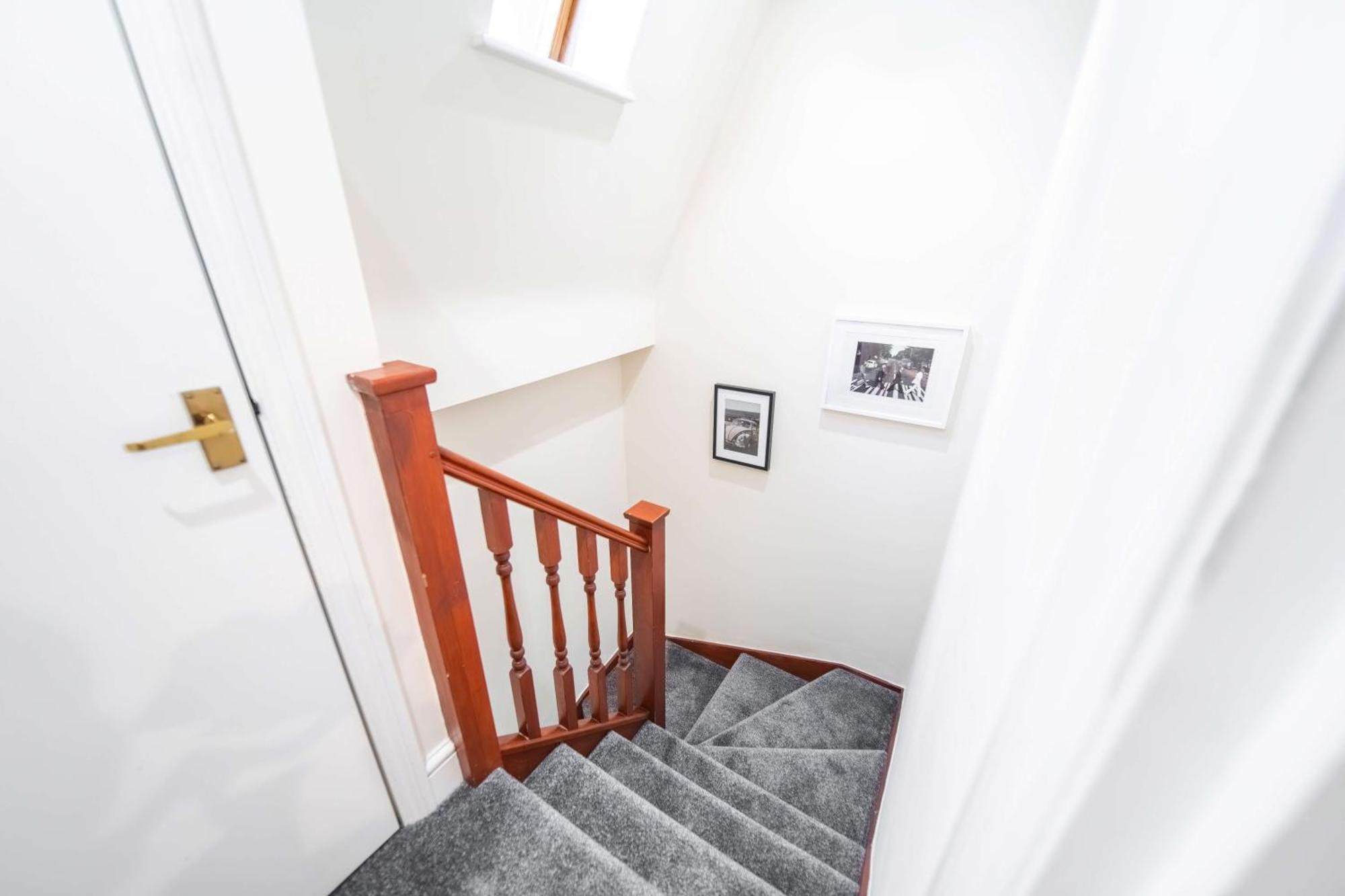 Chic 3-bed Mews Townhouse St John's Wood With Free Wifi Casa de férias *