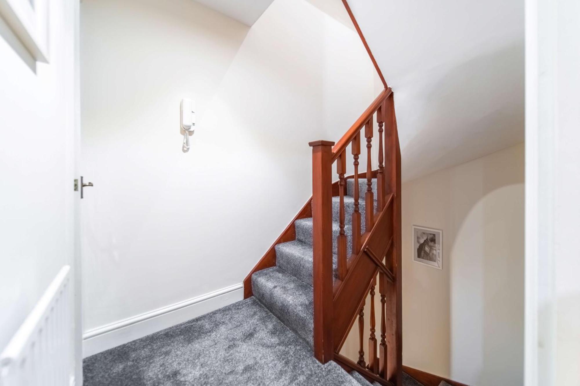 Casa de férias Chic 3-bed Mews Townhouse St John's Wood With Free Wifi *
