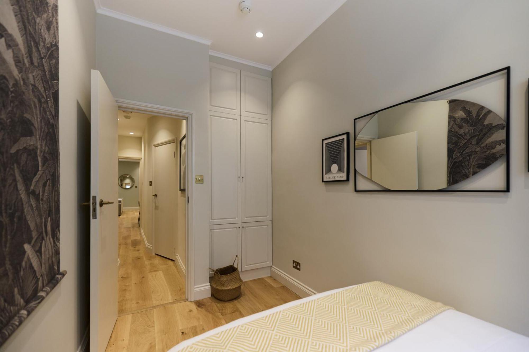 The Bayswater Gardens - Bright 3bdr Apartamento