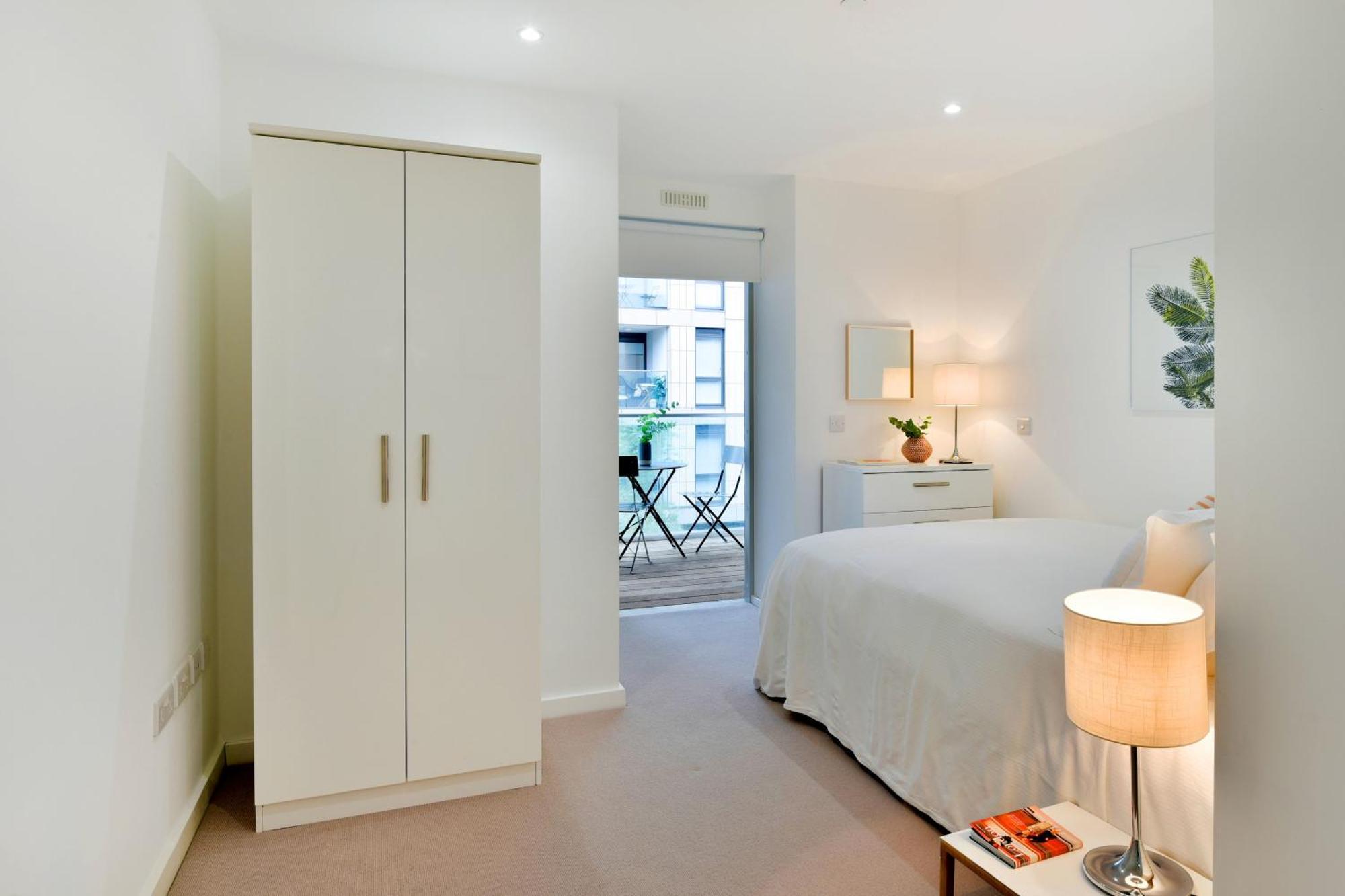 Madison Hill - Clapham South 1 - Two Bedroom Flat *