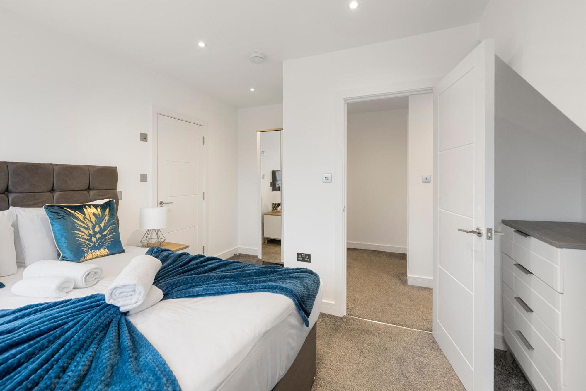 Luxurious 2 Bedroom - - Location Appartement