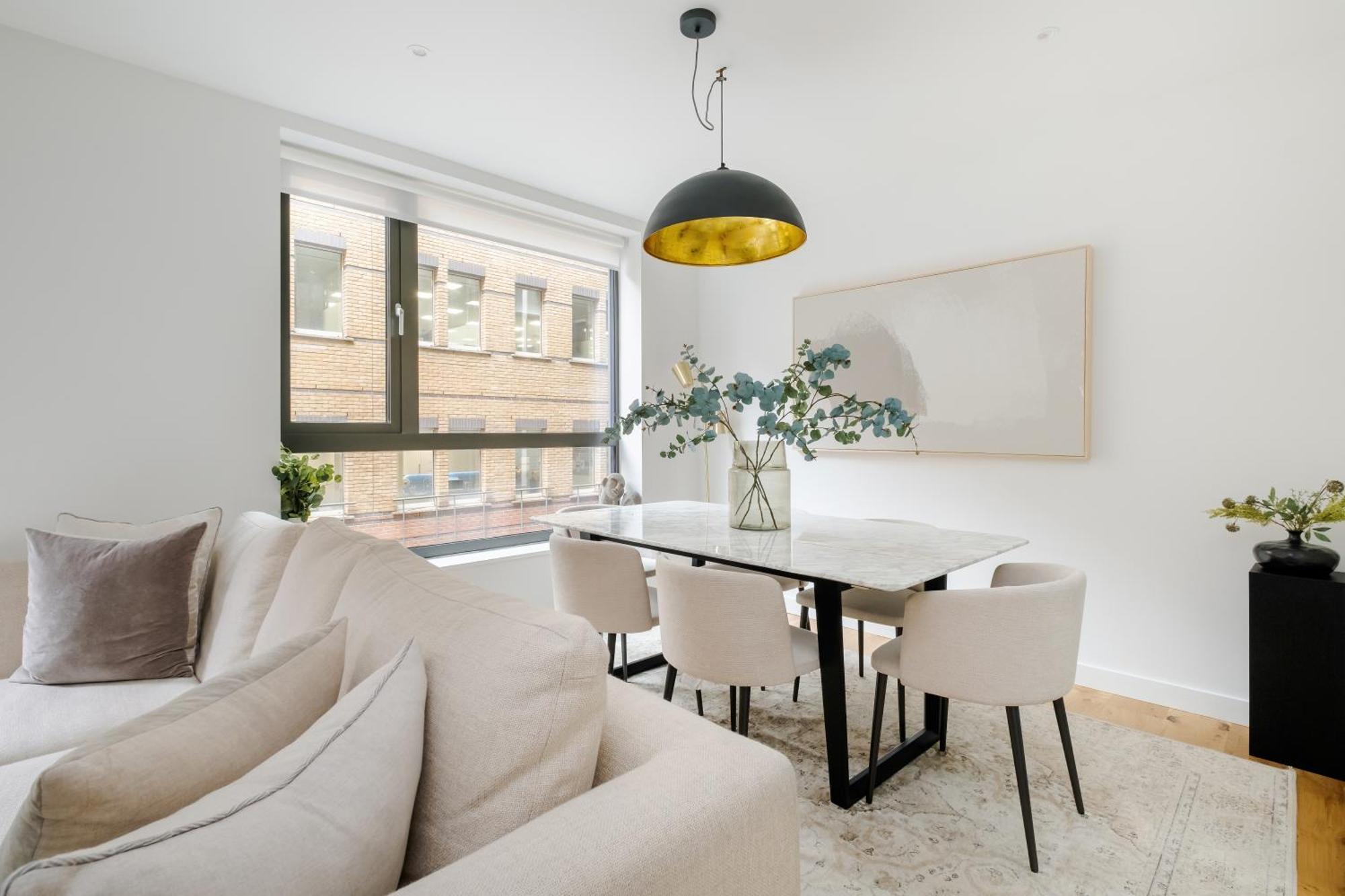 Luxury Mayfair Townhouse With A/c 3br 3ba Ferienhaus London