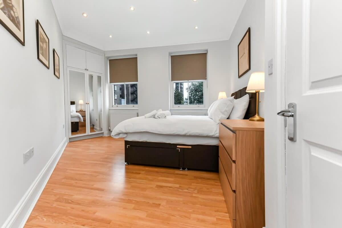 Modern 2 Bedroom Flat For 4 In Greater * Londres
