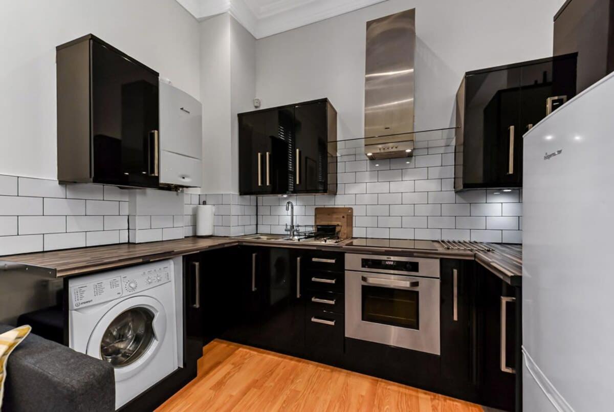 Modern 2 Bedroom Flat For 4 In Greater Londres