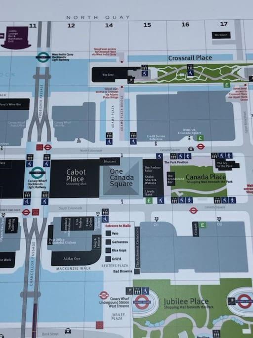 Accommodatie bij particulieren Double Bedroom With A Balcony And Ensuite Bathroom For Short Or Long In Canary Wharf With Direct Train From Heathrow, Also Convenient From Stansted And Gatwick Airport, 10 Minutes To Airport And Excel, 16 Minutes To Westminste