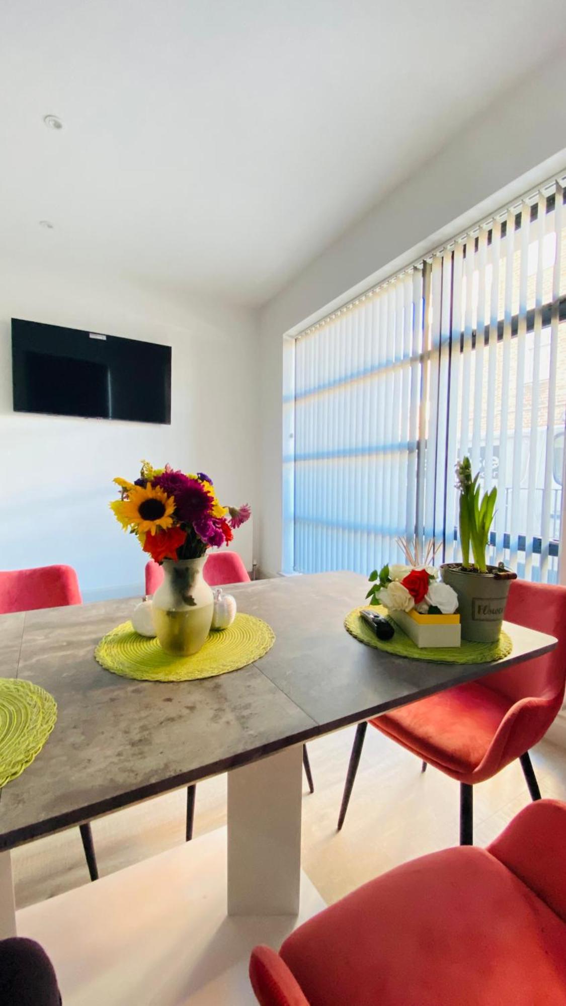 Shadwell - Walking Distance To Tower Bridge, Two Stations In Close Proximity Quarto em Acomodações Particulares Londres