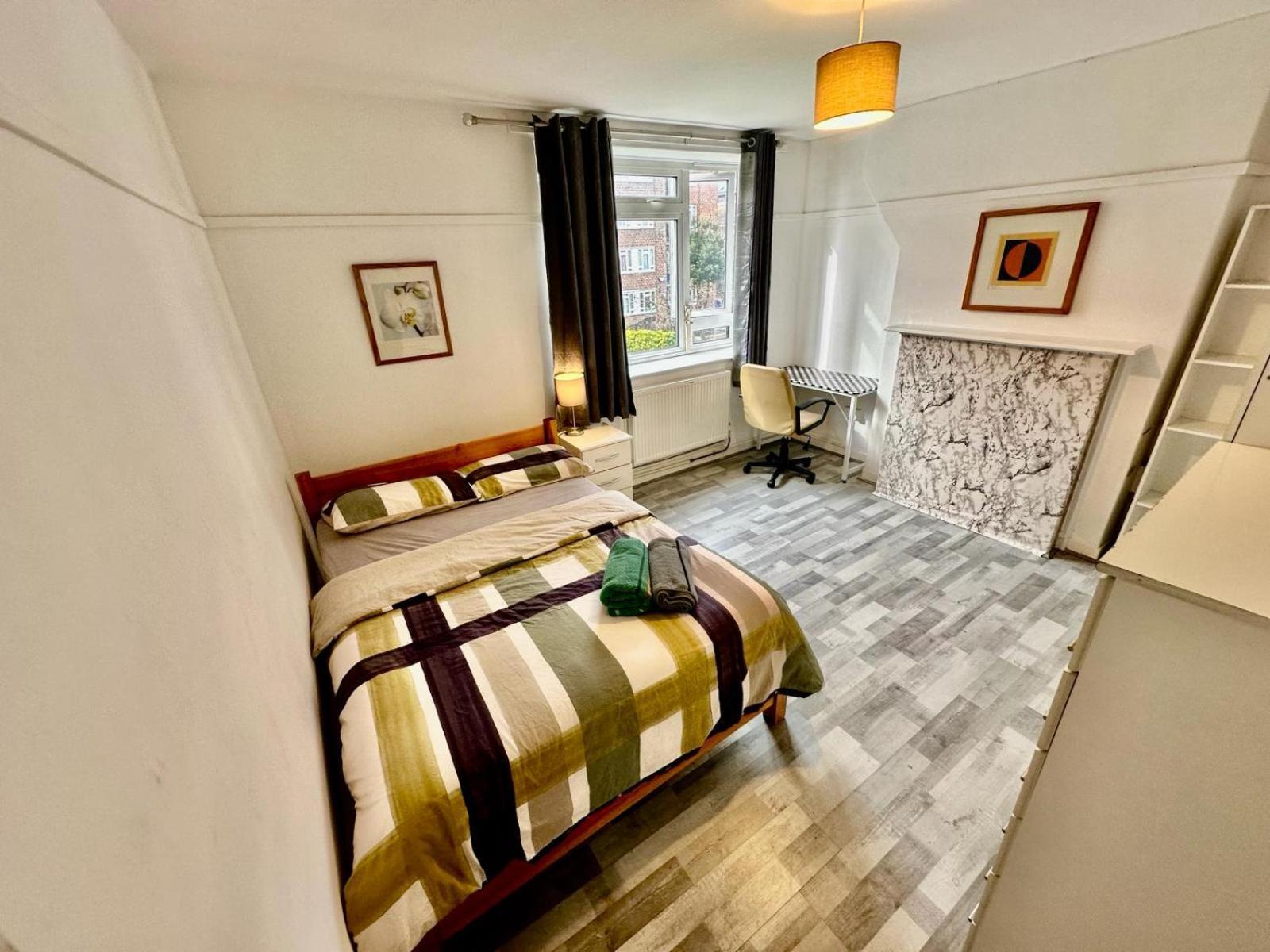 Aldgate East R1 Maison d'hôtes Londres