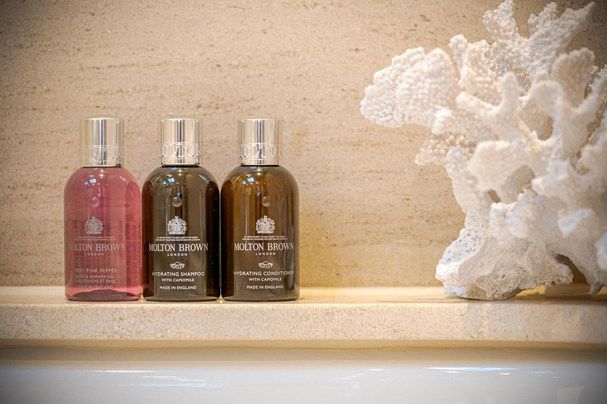 Luxury 3-Bedroom Stay In Belgravia With Private Parking And Ac Londres